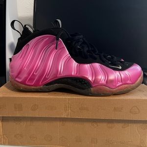 Nike Air Foamposite One Pearlized Pink